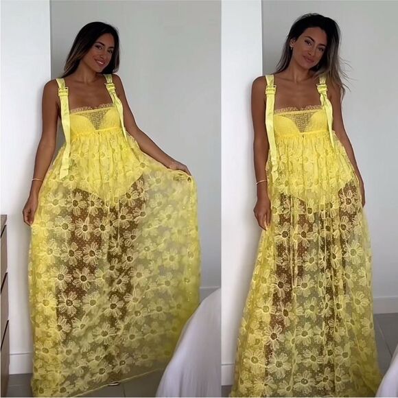 For Love & Lemons Emma Yellow Daisy Floral Sheer Maxi Dress NWT - Picture 3 of 6